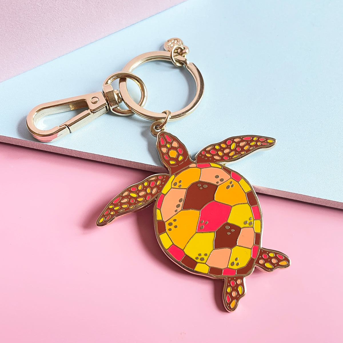 Braw_Paper_Co._Sea_Turtle_Enamel_Keychain_1200x1200.jpg?v=1764679646